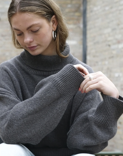 Elsk - Highneck Woman's Recycled Wool Strik - Earth Taupe
